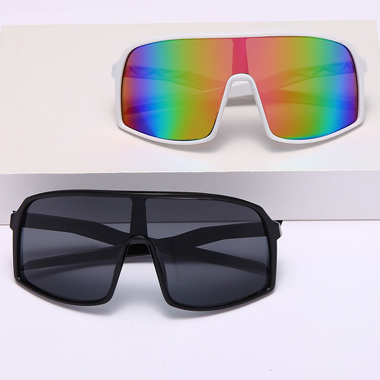 Polarized sports cycling glasses