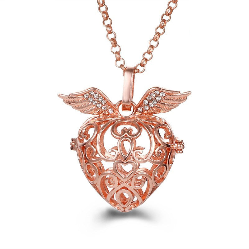 Hollow Necklace Essential Oil Diffuser