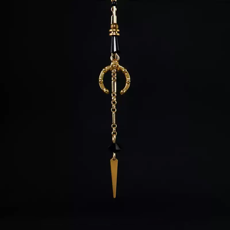 Pendulum three-dimensional long earrings