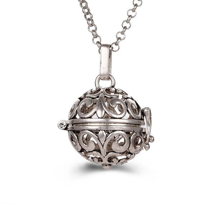 Hollow Necklace Essential Oil Diffuser