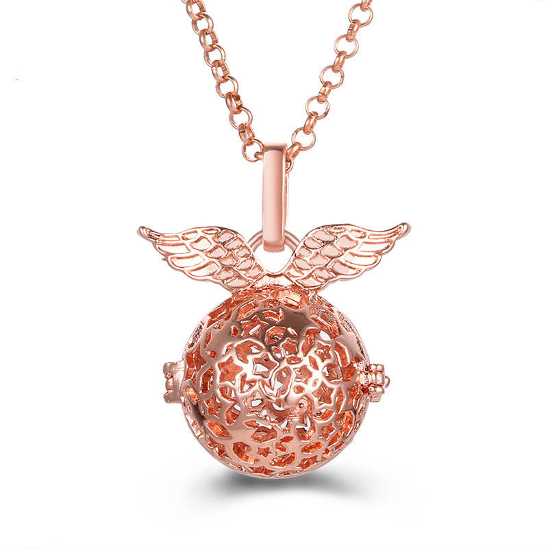 Hollow Necklace Essential Oil Diffuser