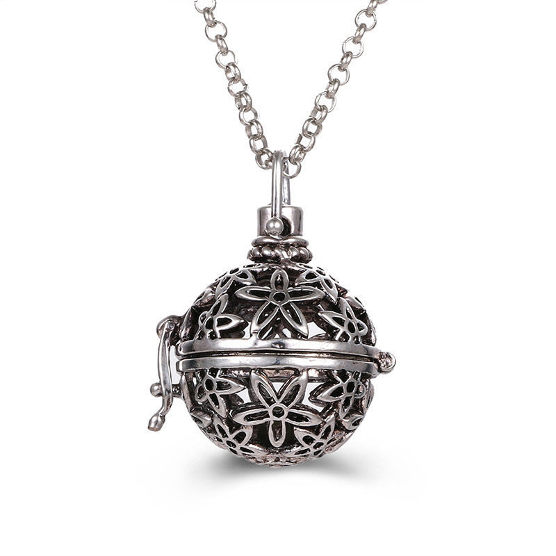 Hollow Necklace Essential Oil Diffuser