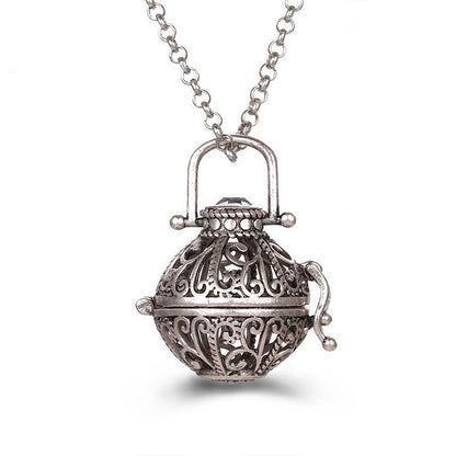 Hollow Necklace Essential Oil Diffuser