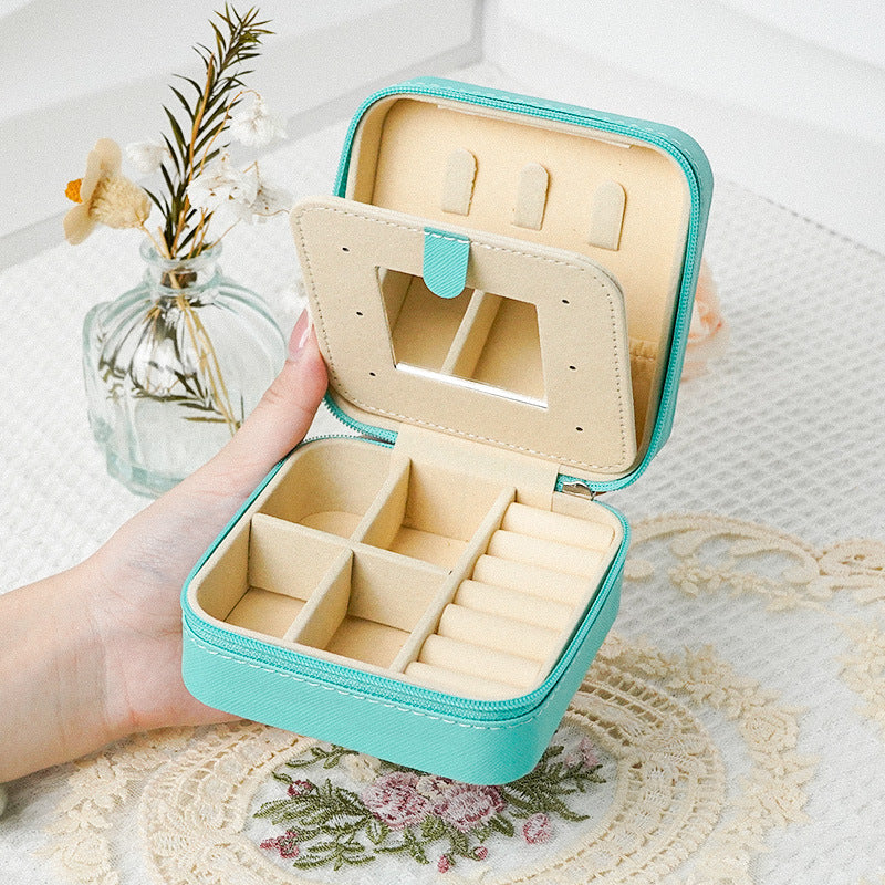 Jewelry storage box