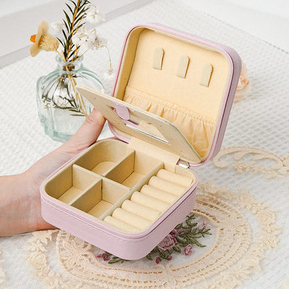 Jewelry storage box